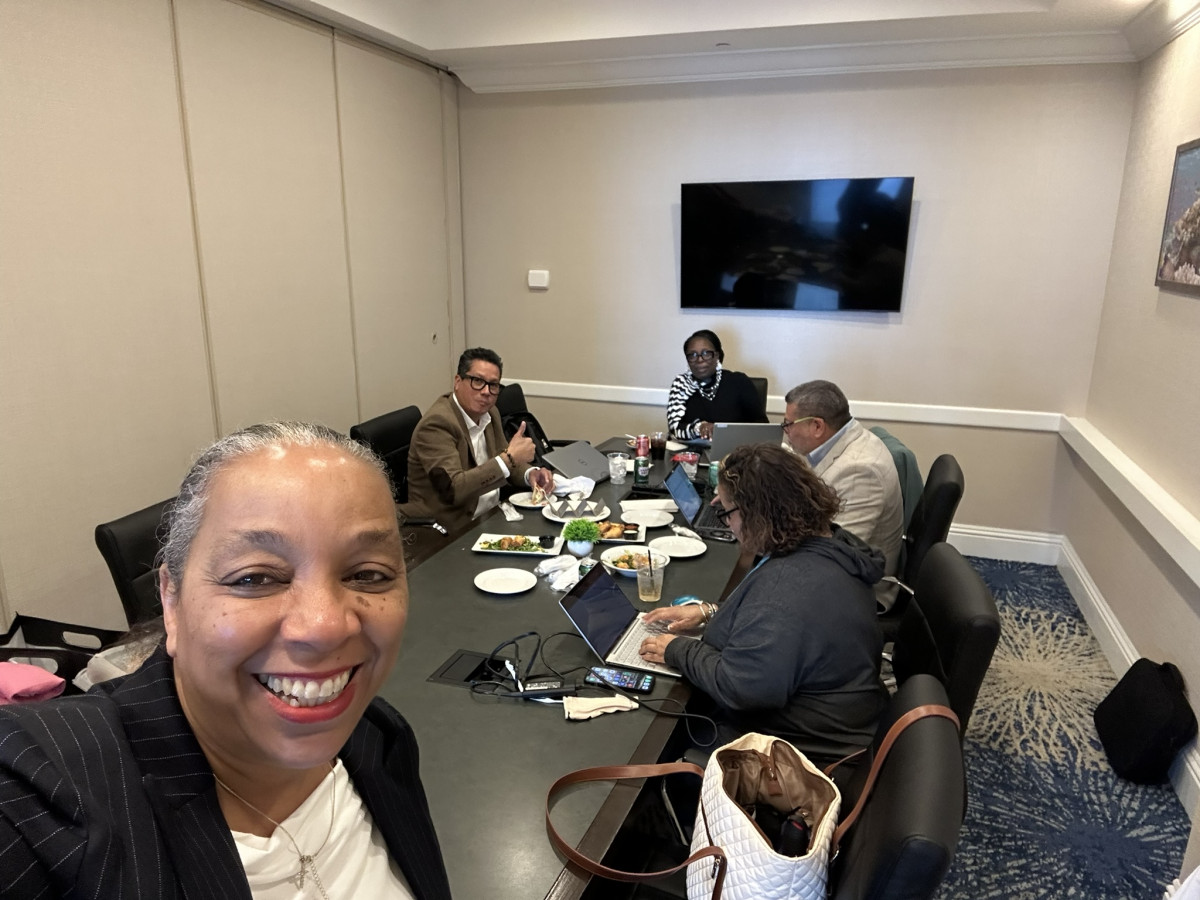 Newsworthy Stories Bring Your Business to the Beach: NetWORKcation