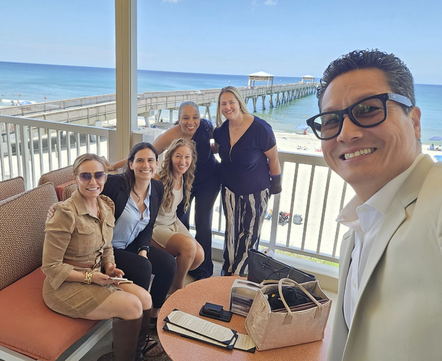 Newsworthy Stories Bring Your Business to the Beach: NetWORKcation