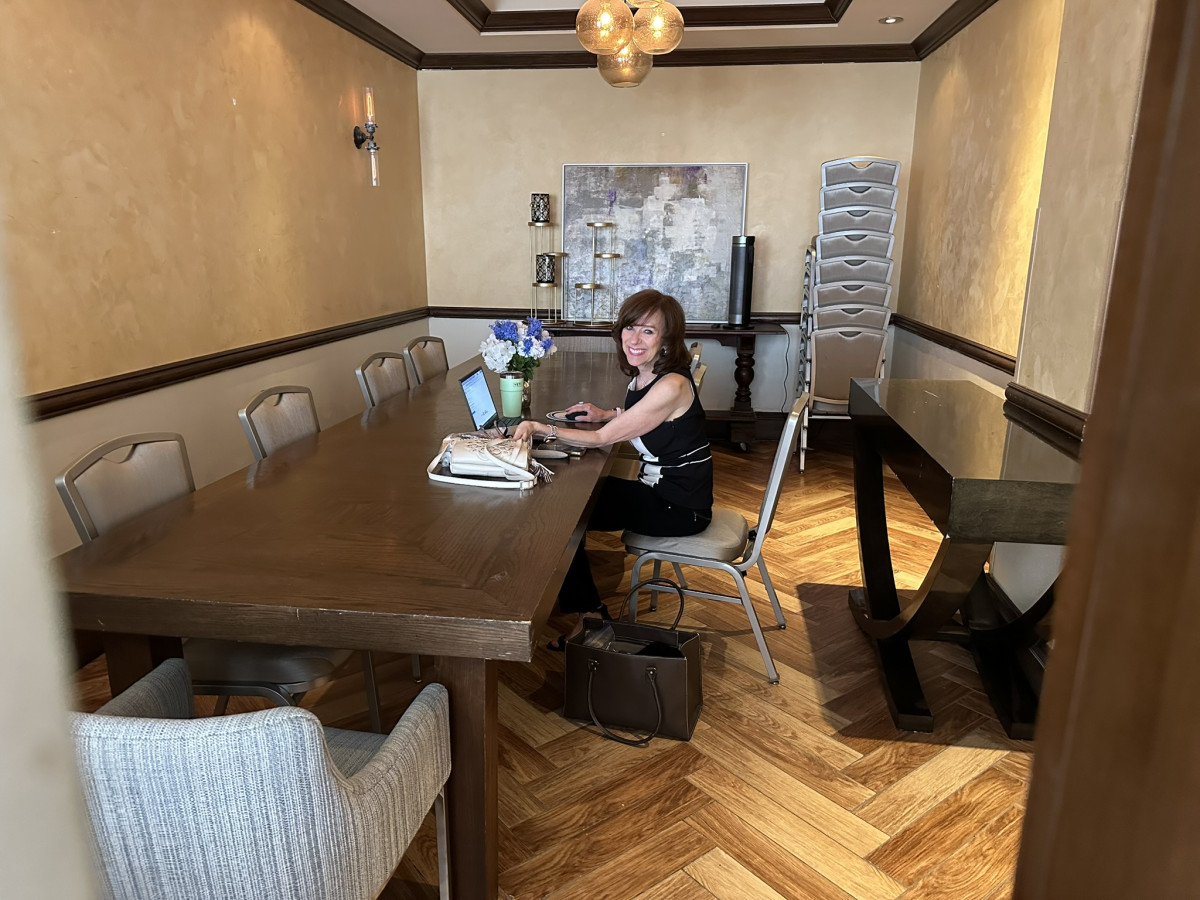 Newsworthy Stories Bring Your Business to the Beach: NetWORKcation