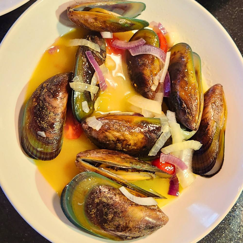 Art, History Food Walking Tour in Downtown Hollywood, FL